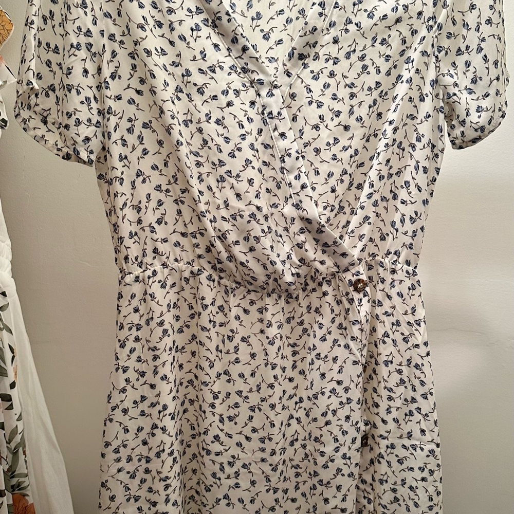 Sienna Sky White and Blue Floral Mini Dress